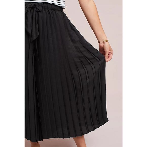 Anthropologie pleated Black Wide Leg Pants - Picture 4 of 5